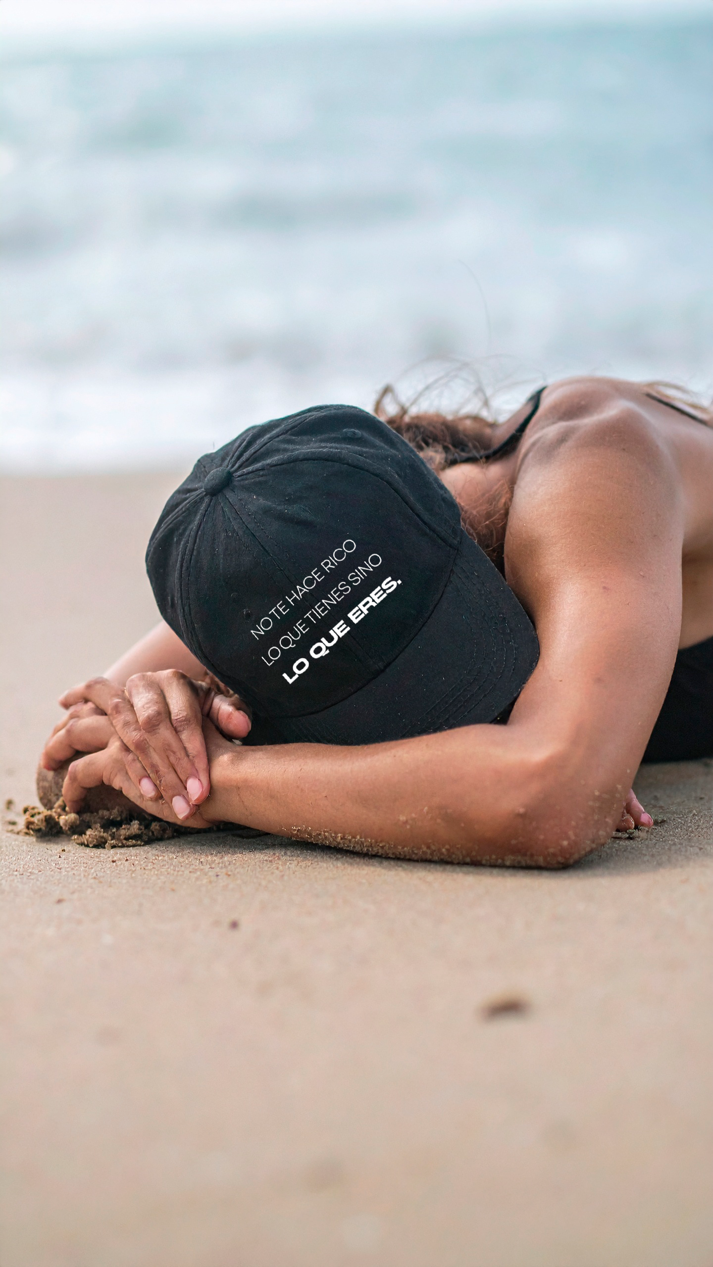 NO TE HACE RICO LO QUE TIENES SINO LO QUE ERES